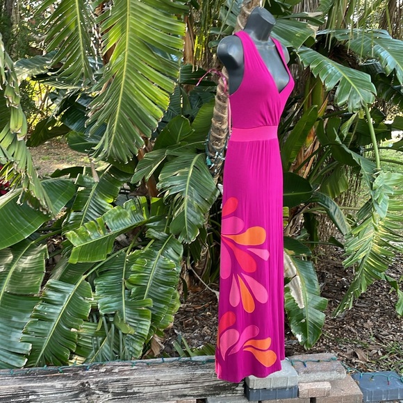 Anthropologie Dresses & Skirts - Boden faux wrap maxi dress with appliqué floral